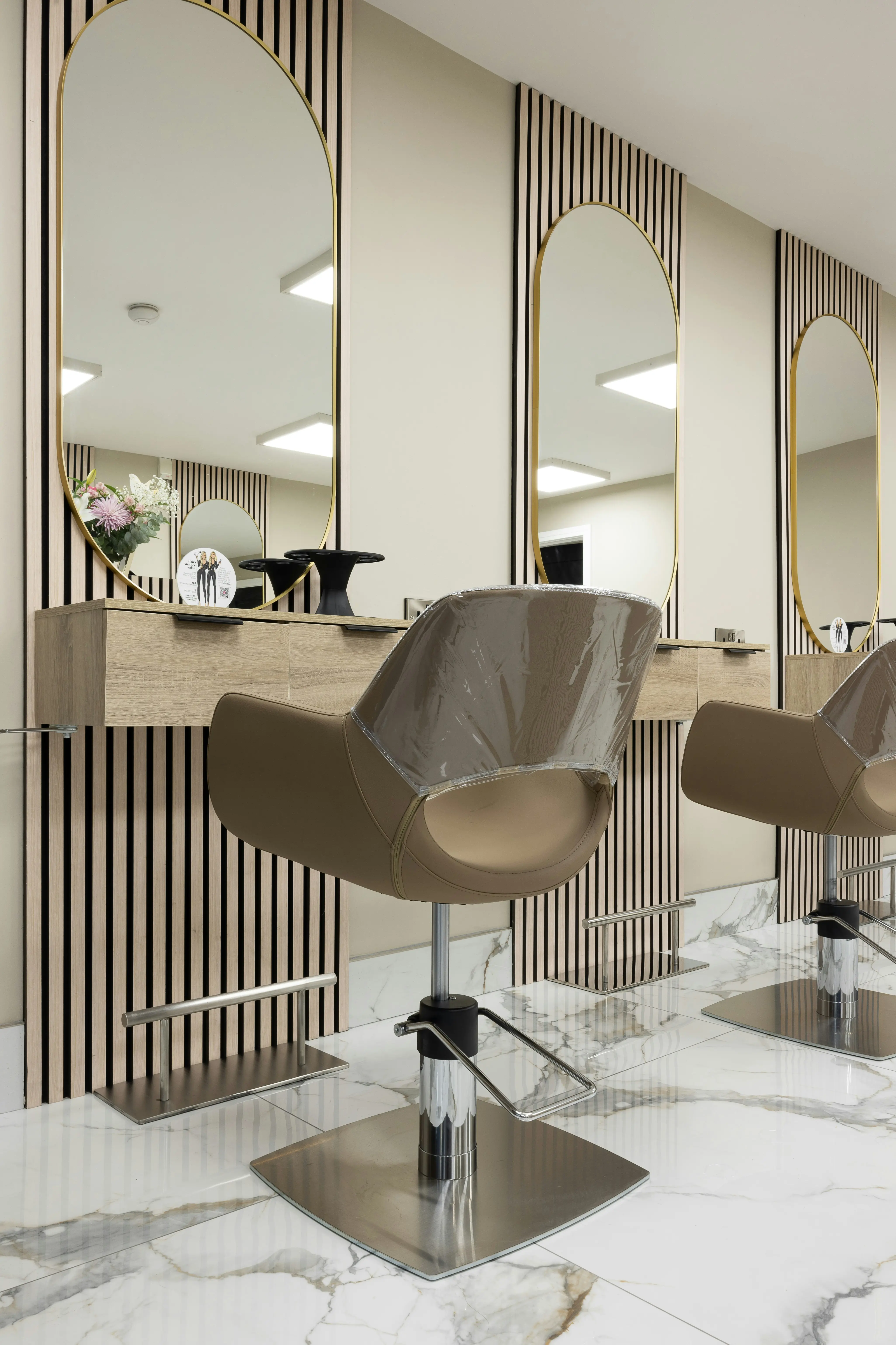 Salon details